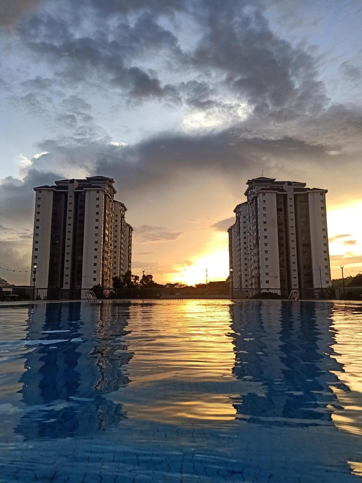 Suria Kipark Damansara 3R2B 950Sq Ft Apartment クアラルンプール エクステリア 写真